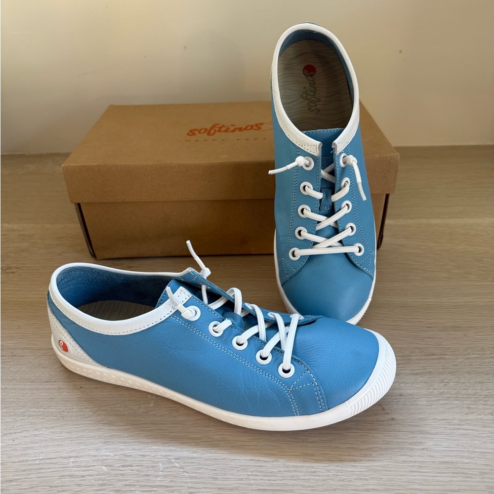 NEW in box Softinos Isla slip-on leather sneakers